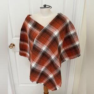 Poncho, cape brown plaid